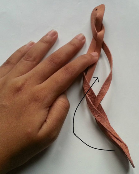 عکس آموزش ساخت دستبند چرمی اسپرت