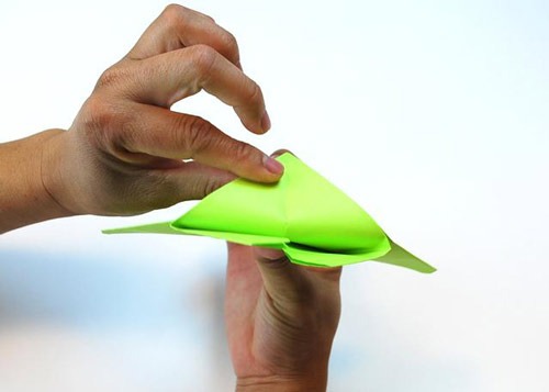 آموزش ساخت پروانه ی کاغذی به روش اوریگامی