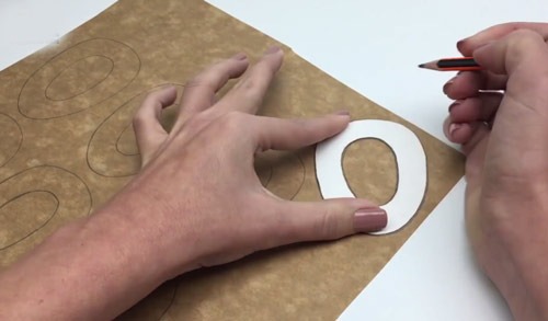 عکس کشیدن حلقه کاغذی