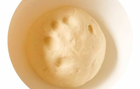 عکس خمیر برای تهیه نان لواش خانگی