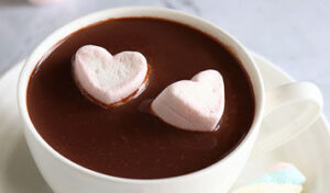 عکس طرز تهیه هات چاکلت کافی شاپی