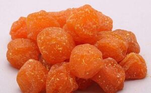 عکس خشک کردن آلو زرد